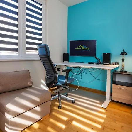Coworking & Coliving Διαμέρισμα Ντέβιν
