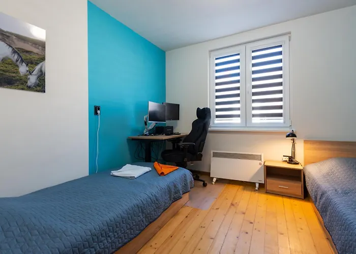 Coworking & Coliving *